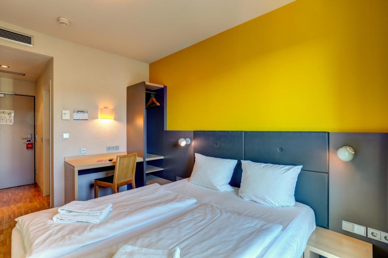 Meininger Frankfurt/main Messe Hotel 3*